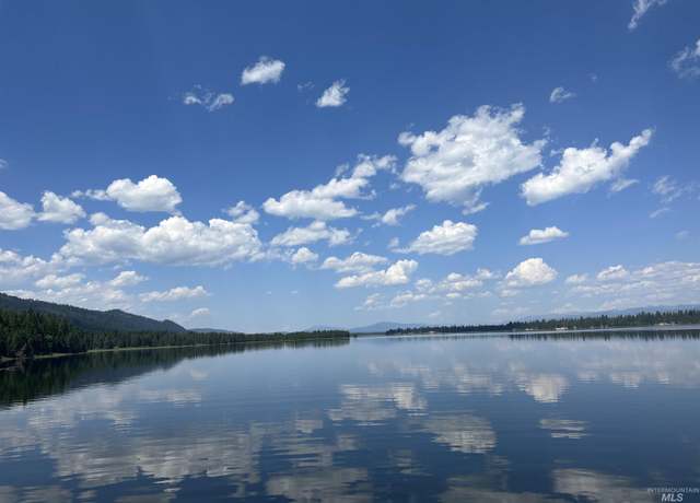 Property at 18 Gold Fork Bay Cir, Donnelly, ID 83615
