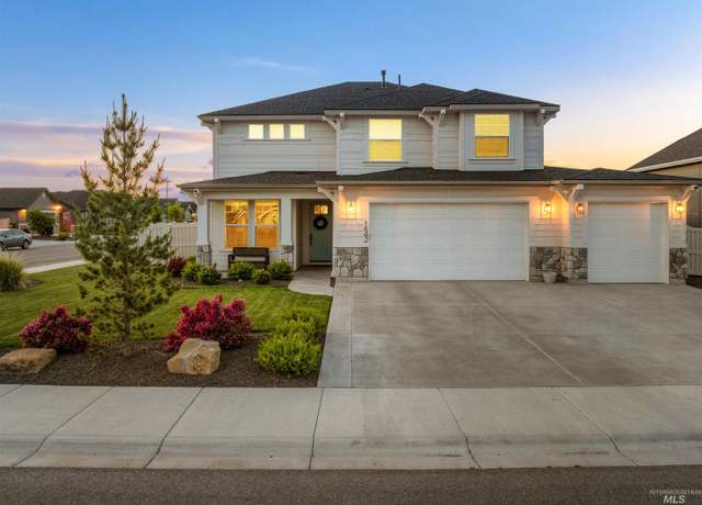 Property at 1642 Banff St, Middleton, ID 83644, 5 beds, 2.5 baths