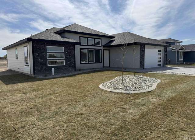 Property at 1511 Tverdy Ln, Buhl, ID 83316, 3 beds, 2 baths