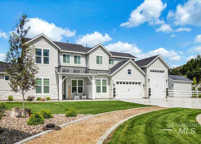 Property at 8470 W Cliff Rose Ct, Boise, ID 83714, 6 beds, 4.5 baths