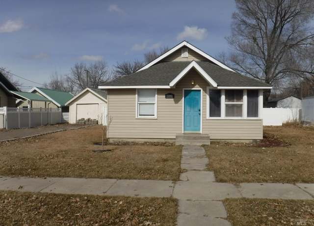Property at 1010 6th St, Rupert, ID 83350, 3 beds, 1 bath