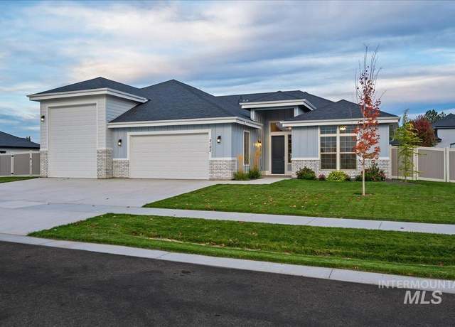 Property at 2853 Valkyrie Ave, Middleton, ID 83644, 4 beds, 2.5 baths