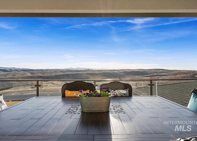 Property at 7760 N Grand Ridge Ln, Eagle, ID 83616-0000, 4 beds, 2.5 baths