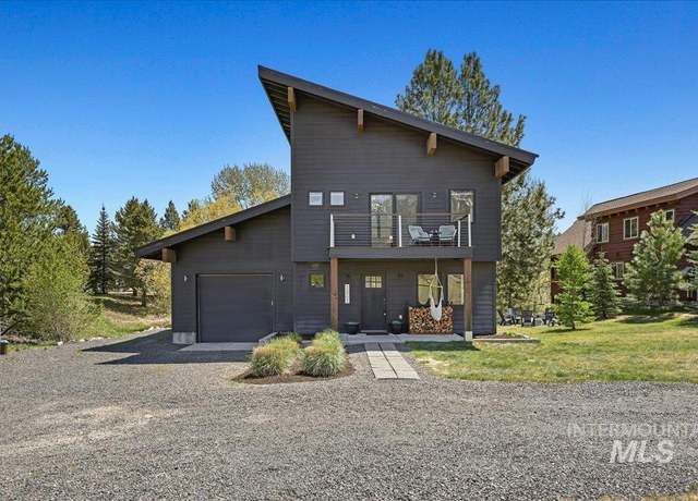 Property at 12902 W Norwood Rd, Donnelly, ID 83615, 3 beds, 2 baths