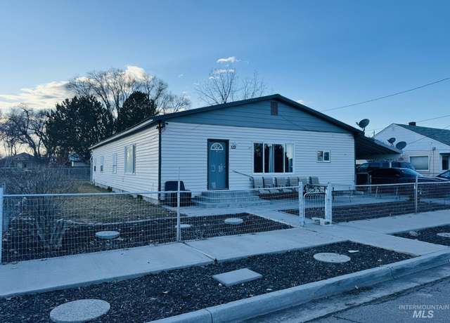 Property at 535 15th St, Vale, OR 97918, 4 beds, 3 baths