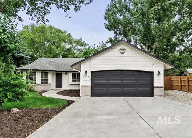 Property at 1945 N Eagle Creek Way, Eagle, ID 83616-6604, 3 beds, 2 baths