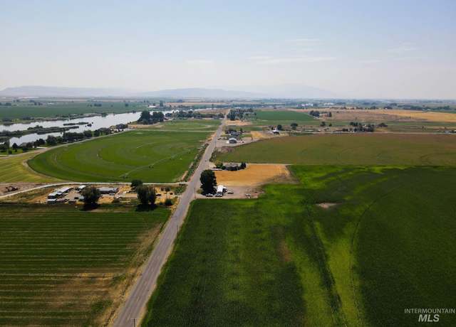 Property at 155 N 400 E, Rupert, ID 83350