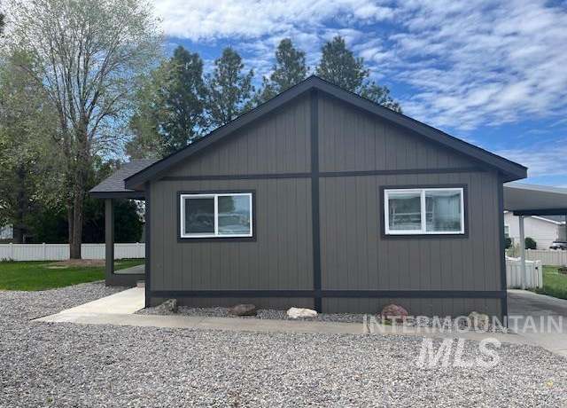 Property at 8255 Blue Ridge Lane    #6 Ln, Boise, ID 83716, 3 beds, 2 baths