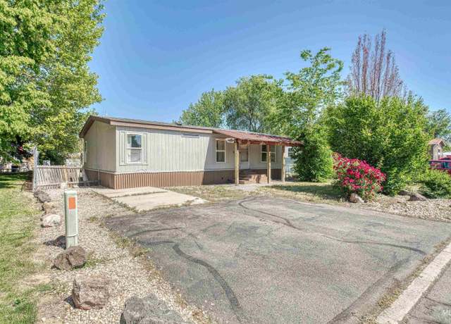 Property at 951 W Avalon St #8, Kuna, ID 83634, 3 beds, 2 baths