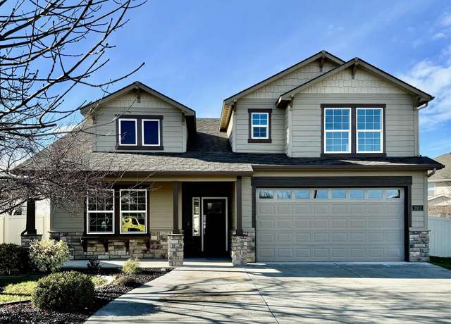 Property at 2012 S Belknap Loop, Nampa, ID 83686, 4 beds, 3 baths