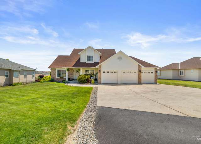 Property at 3525 Quailridge Dr, Clarkston, WA 99403, 3 beds, 2 baths