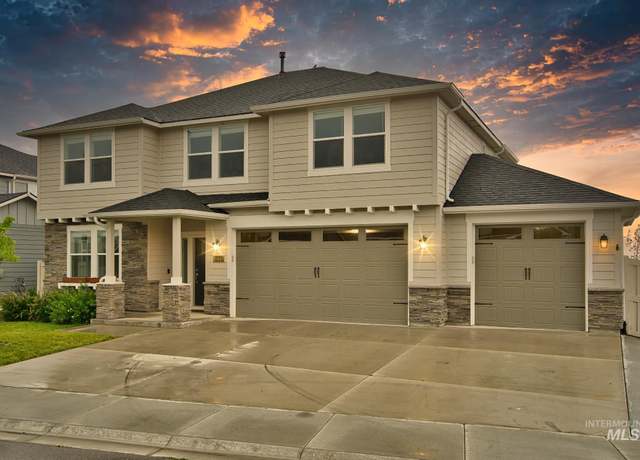 Property at 10449 W Thimbleberry Dr, Star, ID 83669, 4 beds, 2.5 baths