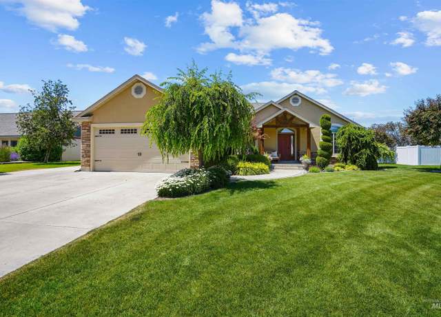 Property at 72 Pelican Dr, Rupert, ID 83350, 5 beds, 3 baths