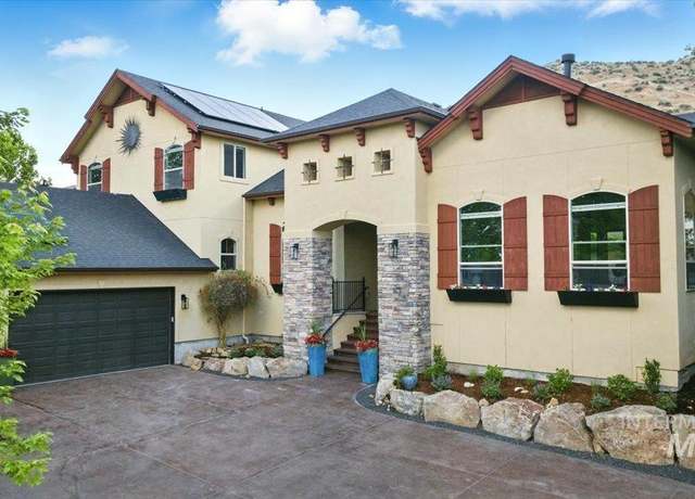 Property at 5926 E Millet Dr, Boise, ID 83716, 4 beds, 3.5 baths