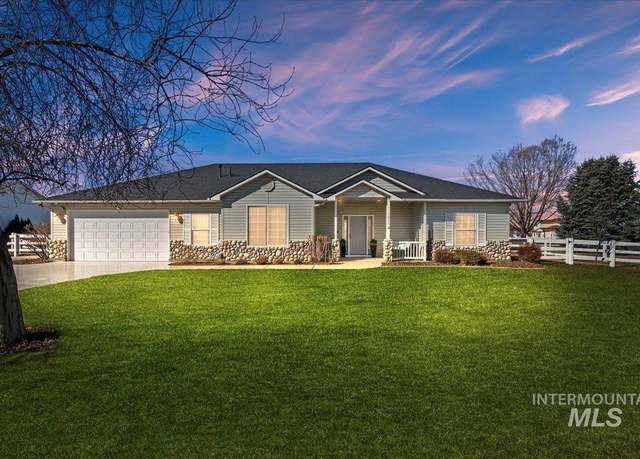 Property at 7825 S Chisum Way, Meridian, ID 83642-7172, 3 beds, 2 baths