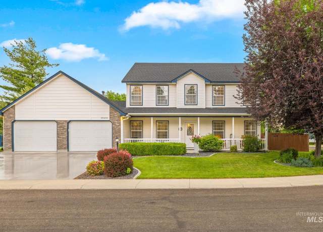 Property at 10410 W Blackstone St, Boise, ID 83714, 4 beds, 2.5 baths