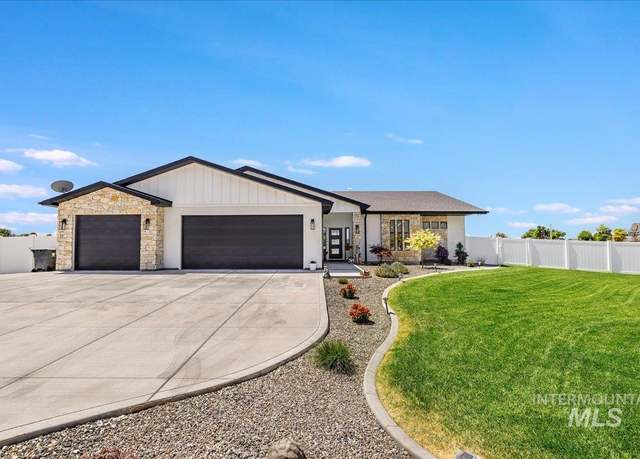 Property at 3490 E 3600 N, Kimberly, ID 83341, 4 beds, 2.5 baths