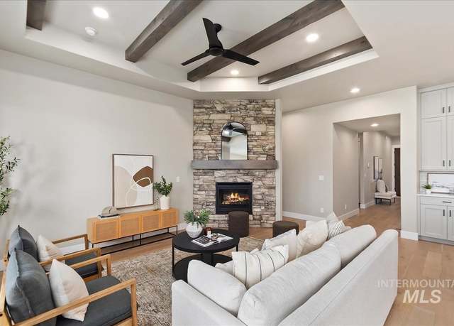Property at 11966 W Zamalek Ct, Kuna, ID 83634, 3 beds, 2.5 baths