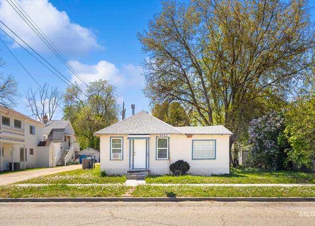 Property at 1011 9th St, Nampa, ID 83651, 1 bed, 1 bath