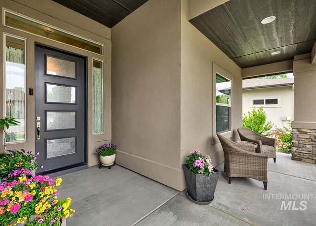 Property at 1833 N Monterossa, Eagle, ID 83616, 4 beds, 2.5 baths