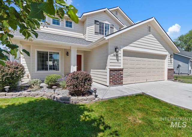 Property at 1451 N 14th E, Mountain Home, ID 83647-6368, 4 beds, 3 baths