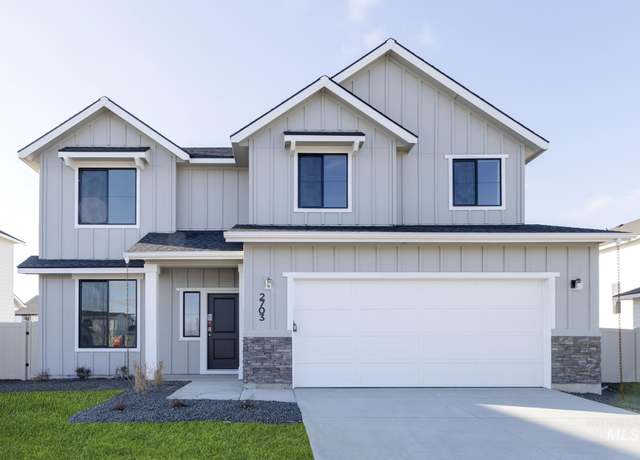 Property at 2703 N Silver Wolf Ave, Star, ID 83669, 5 beds, 2.5 baths