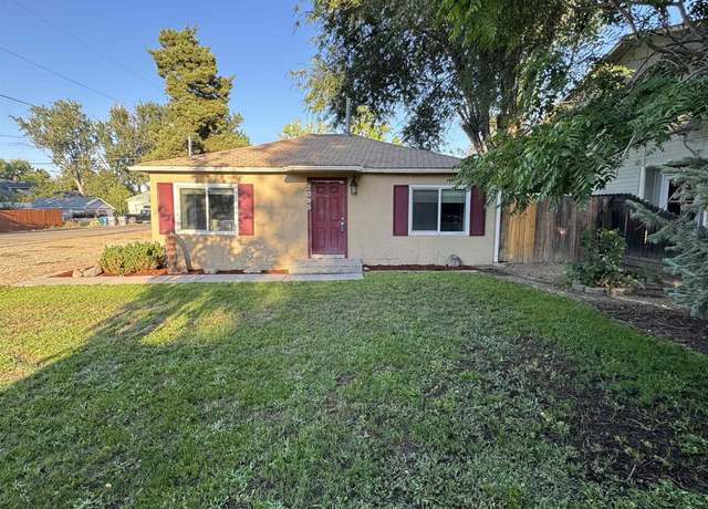 Property at 2095 S Shoshone St, Boise, ID 83705, 3 beds, 1 bath
