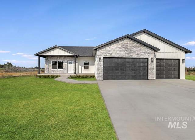 Property at 934 Applewood Dr, Buhl, ID 83316, 4 beds, 2 baths