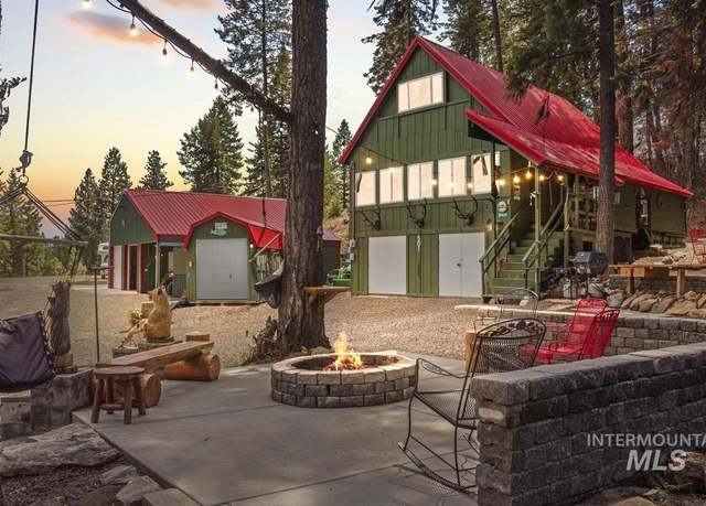 Property at 501 West Mountain Rd, Cascade, ID 83611, 2 beds, 1 bath
