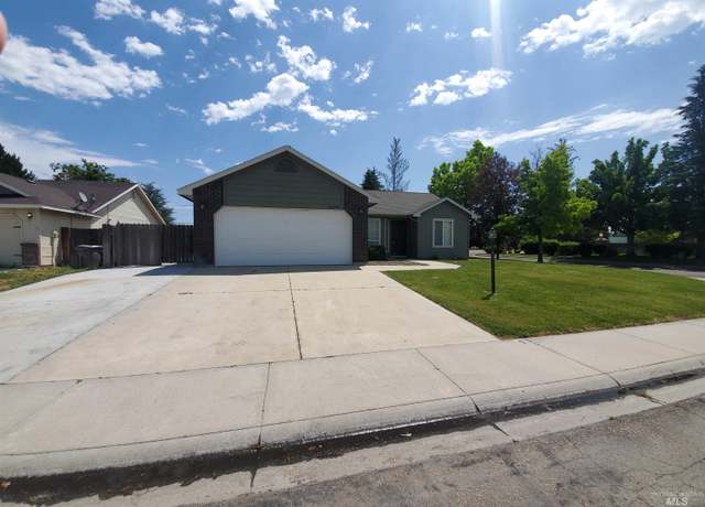 Property at 16876 N Orah Ct, Nampa, ID 83687, 3 beds, 2 baths