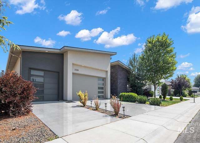 Property at 2320 S Goshen Ave, Meridian, ID 83642, 3 beds, 2 baths