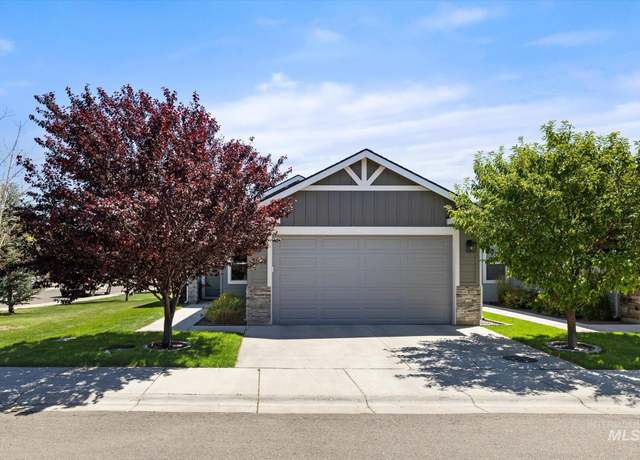 Property at 2089 W Claira Rd, Nampa, ID 83651, 3 beds, 2 baths
