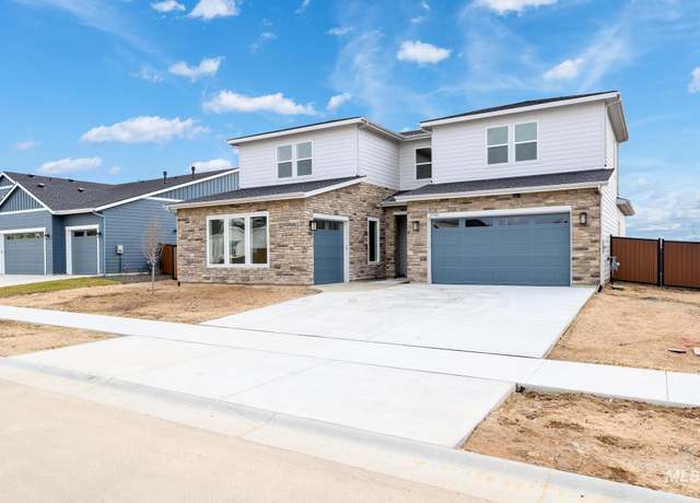 Property at 3740 N San Carlos Way, Star, ID 83669, 4 beds, 3.5 baths