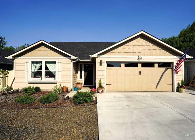 Property at 2431 Legacy Ct, Clarkston, WA 99403, 3 beds, 2 baths