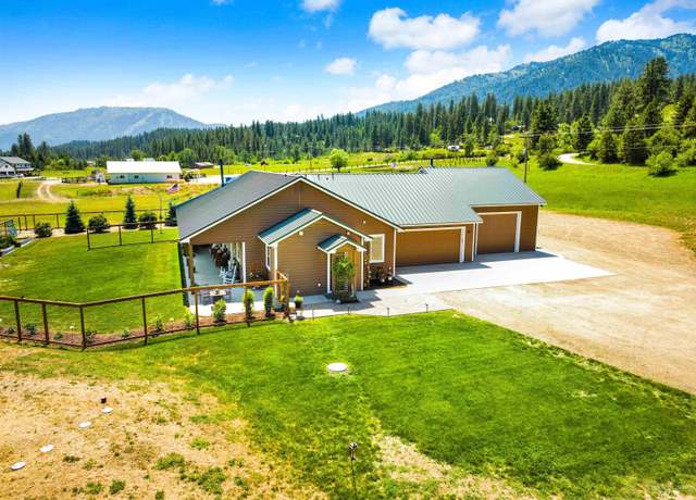 Property at 20 Stowa Way, Garden Valley, ID 83622, 3 beds, 2.5 baths