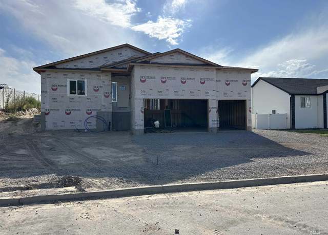 Property at 2089 Magellan Loop, Pocatello, ID 83204, 6 beds, 3 baths