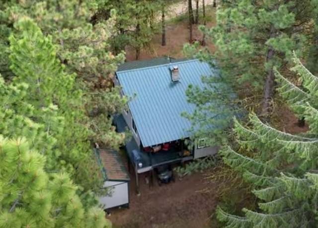 Property at 57 Sunset Loop, Cascade, ID 83611, 5 beds, 3 baths
