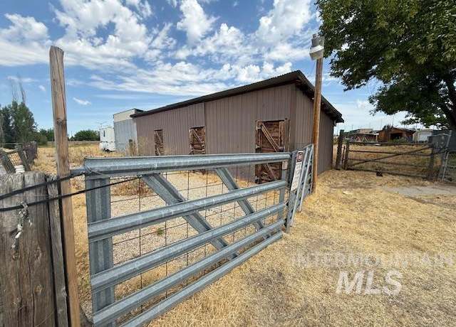 Property at 1285 S Jade Ave, Meridian, ID 83642
