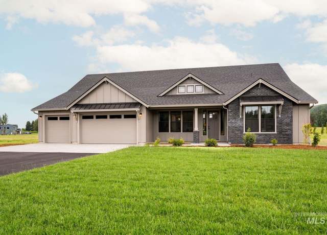 Property at 6900 N N Spencer Way, Meridian, ID 83646, 4 beds, 2 baths