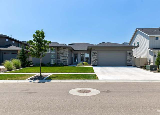 Property at 6121 S Cubola Way, Meridian, ID 83642, 4 beds, 2 baths