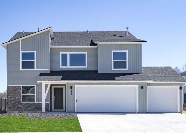 Property at 672 S Blackfoot Ave, Emmett, ID 83617, 4 beds, 2.5 baths