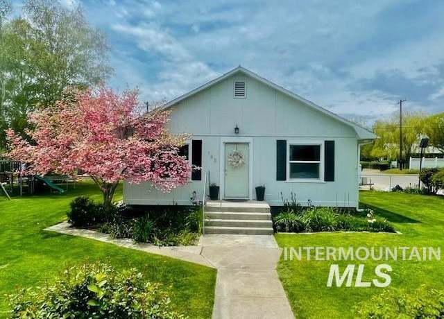 Property at 185 N Kansas, Glenns Ferry, ID 83623, 4 beds, 3 baths