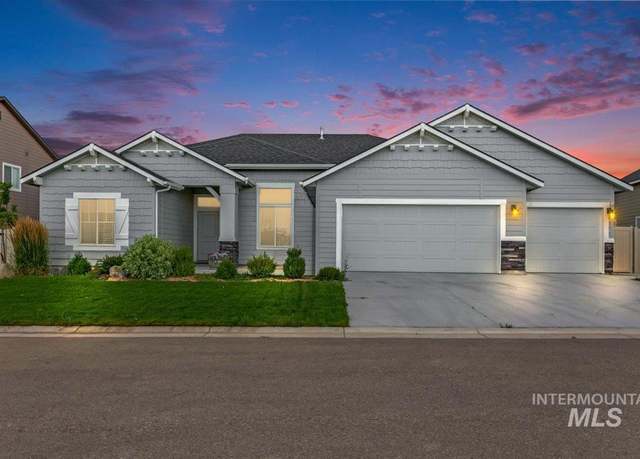 Property at 2359 N Meadowhills Ave, Star, ID 83669, 4 beds, 2 baths