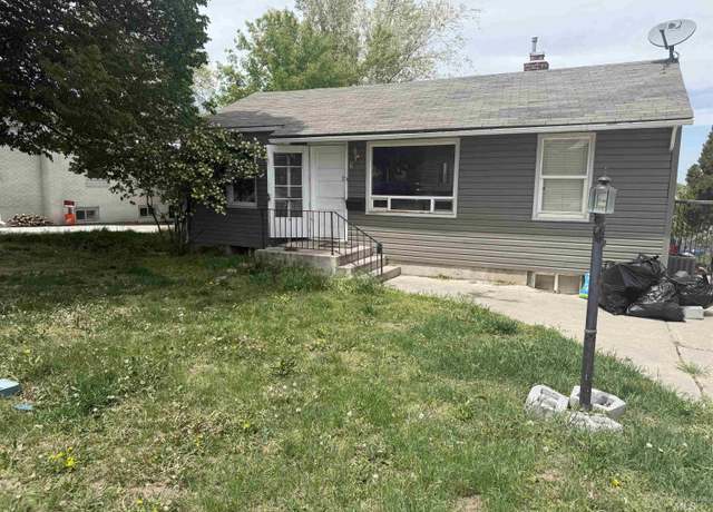 Property at 834 Highland Blvd, Pocatello, ID 83204, 3 beds, 1 bath