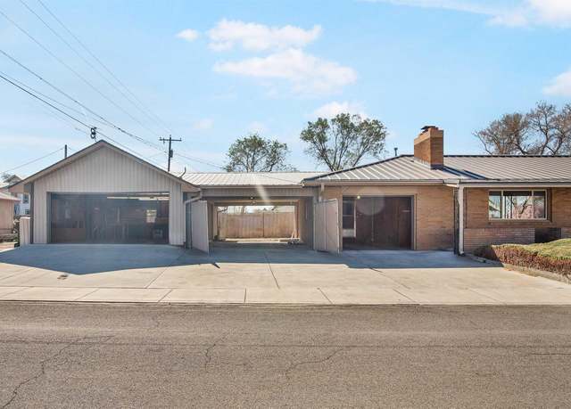 Property at 1019 Birch St, Buhl, ID 83316, 5 beds, 2 baths
