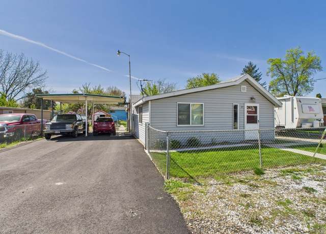 Property at 1103 E Phillips, Emmett, ID 83617, 2 beds, 1.5 baths