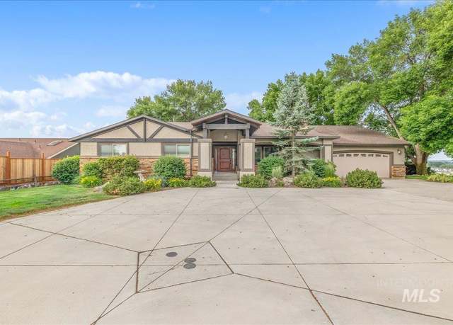 Property at 10167 Willis Rd, Middleton, ID 83644, 4 beds, 3 baths