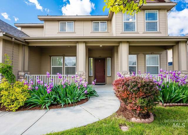 Property at 11965 Goldfinch St, Caldwell, ID 83605, 4 beds, 2.5 baths