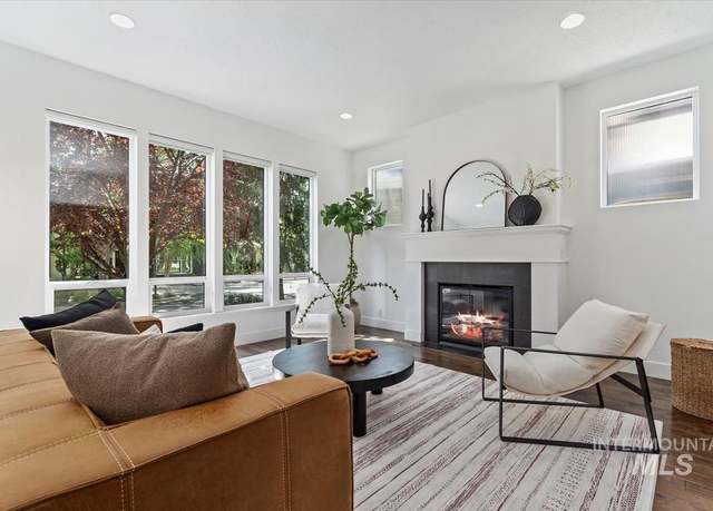 Property at 3784 S Mill Site Ln, Boise, ID 83716, 3 beds, 2.5 baths