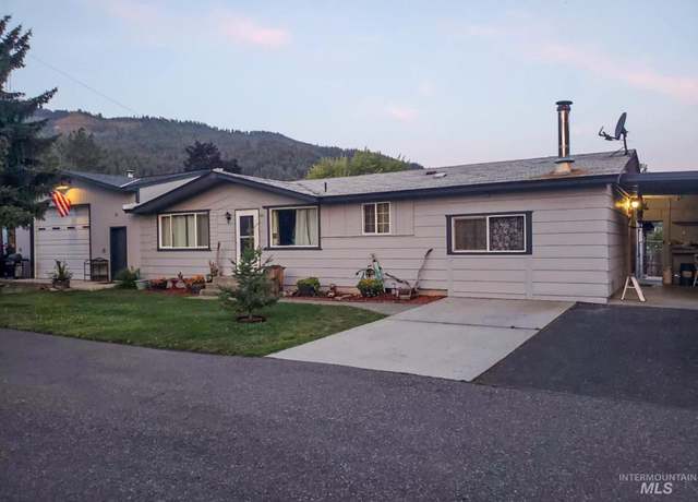 Property at 143 125th St, Orofino, ID 83544, 3 beds, 2 baths